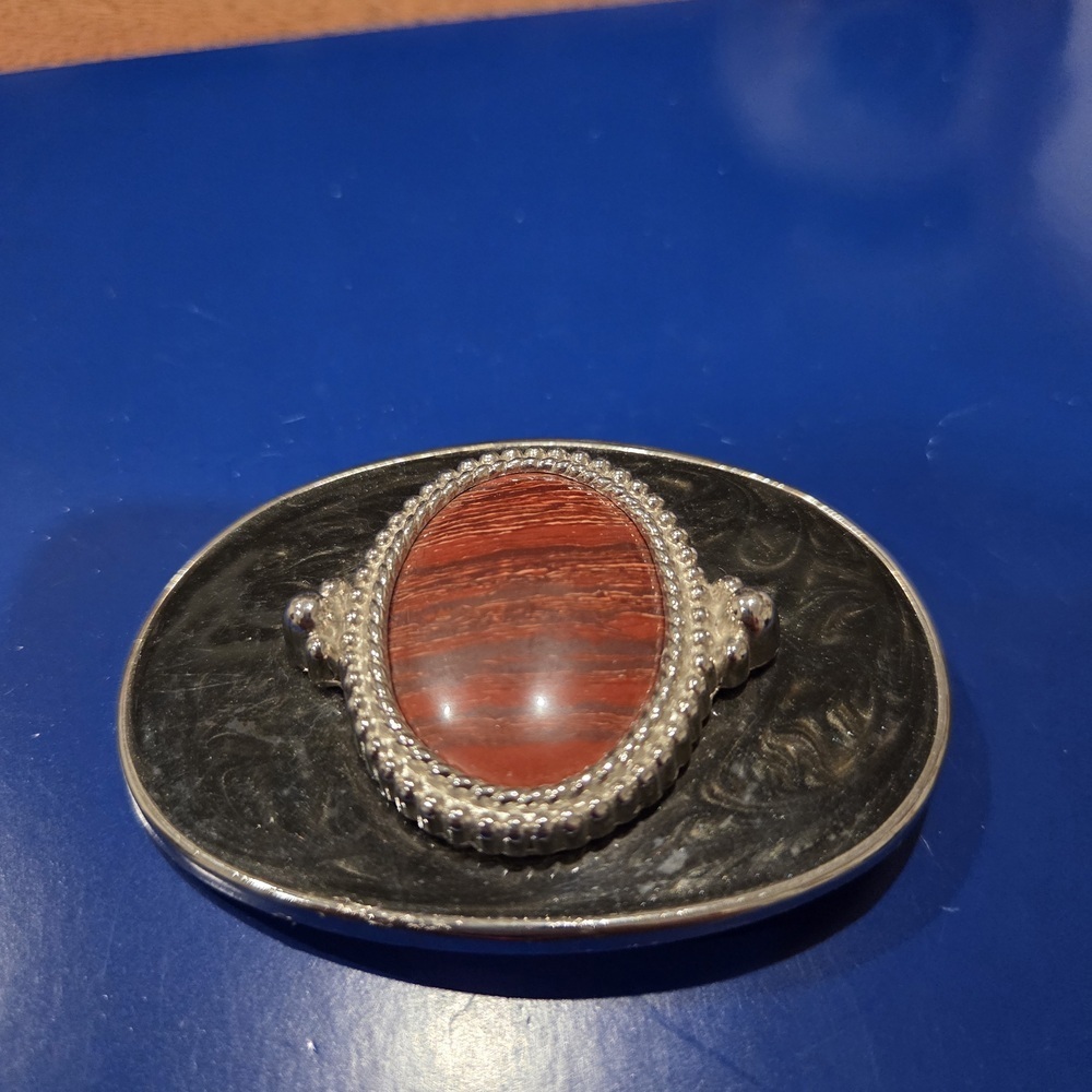 Vintage Silver Tone Oval Belt Buckle with Polished Wood Grain Cabochon Stone
